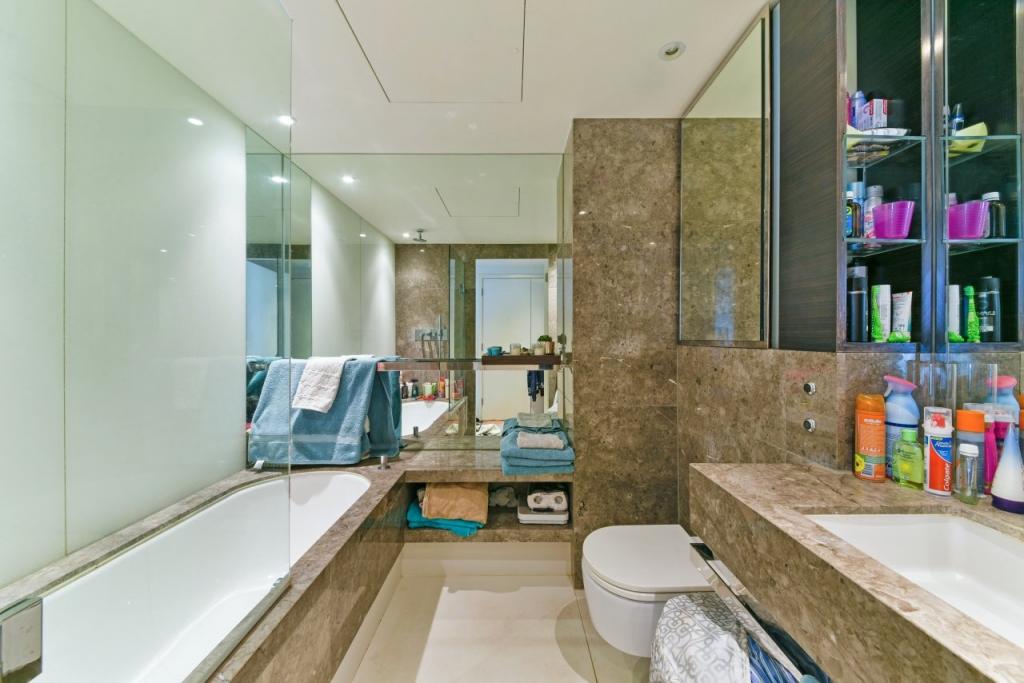 1 Bedroom Apartment for Sale – Pan Peninsula, Canary Wharf, London, E14 – £400,000