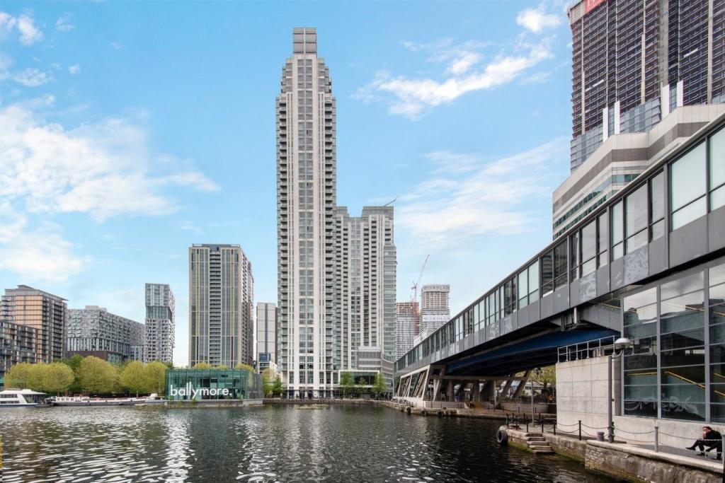 1 Bedroom Apartment for Sale – Pan Peninsula, Canary Wharf, London, E14 – £400,000
