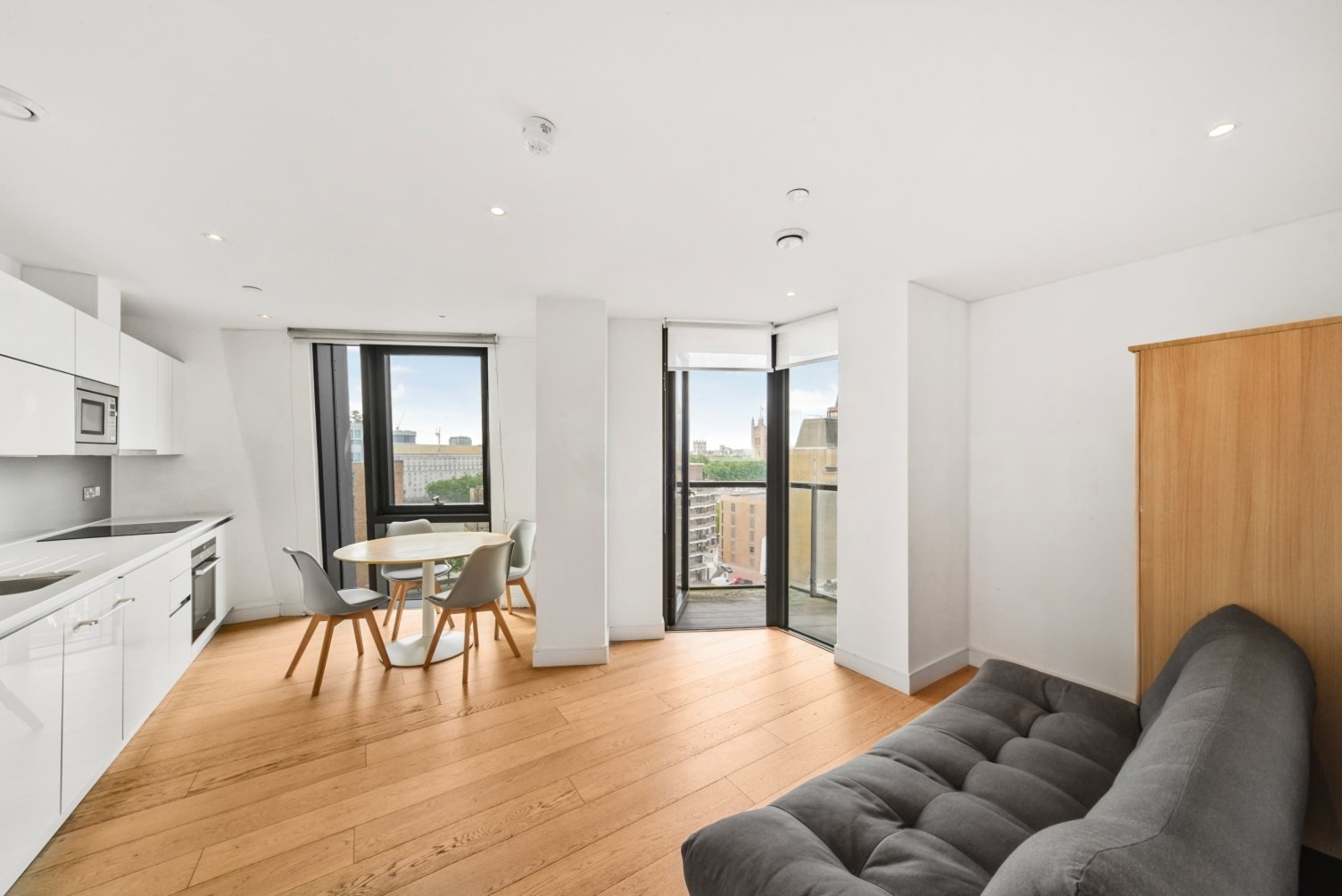 2 Bedroom Apartment for Sale – Black Prince Road, Lambeth, London, SE1 – £620,000