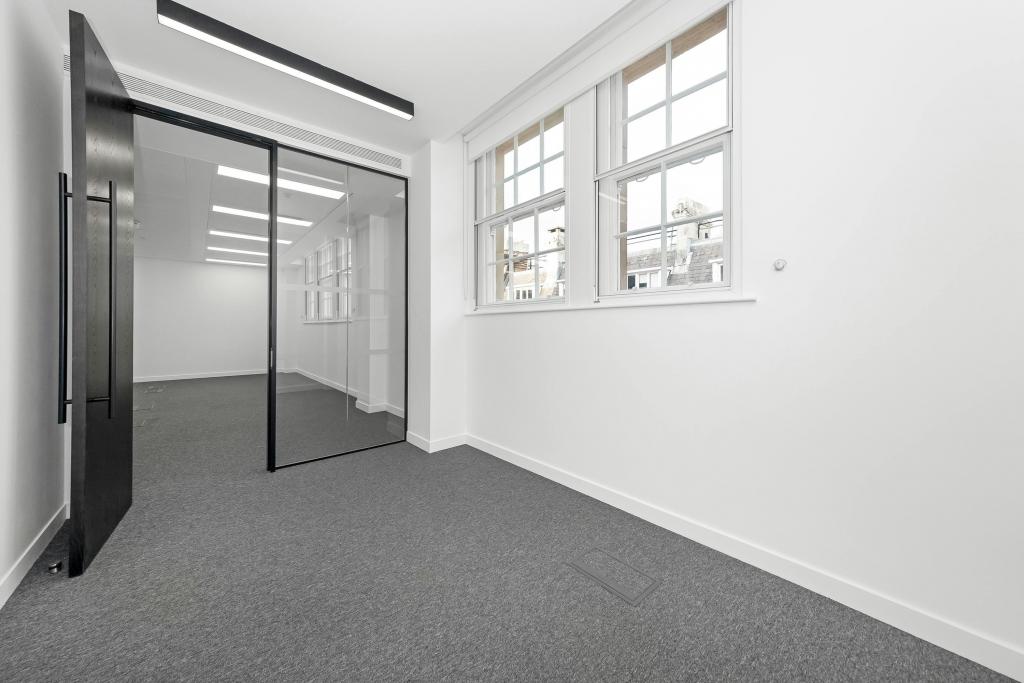 14-15 King St, St James's Submarket, London SW1Y 6QU – Office and Retail Space for Lease