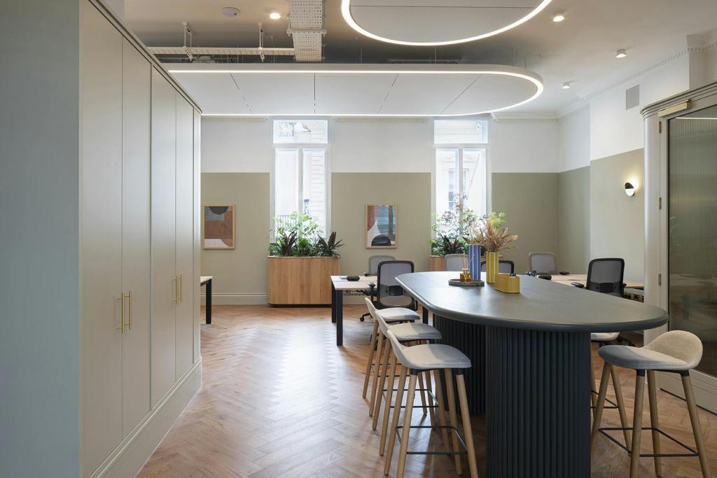 11-12 Pall Mall – Prestigious Office Space To Let – 4,041 sq ft Available – £140,000 per annum
