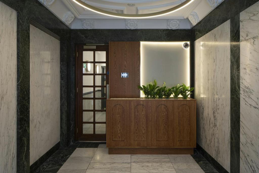 11-12 Pall Mall – Prestigious Office Space To Let – 4,041 sq ft Available – £140,000 per annum