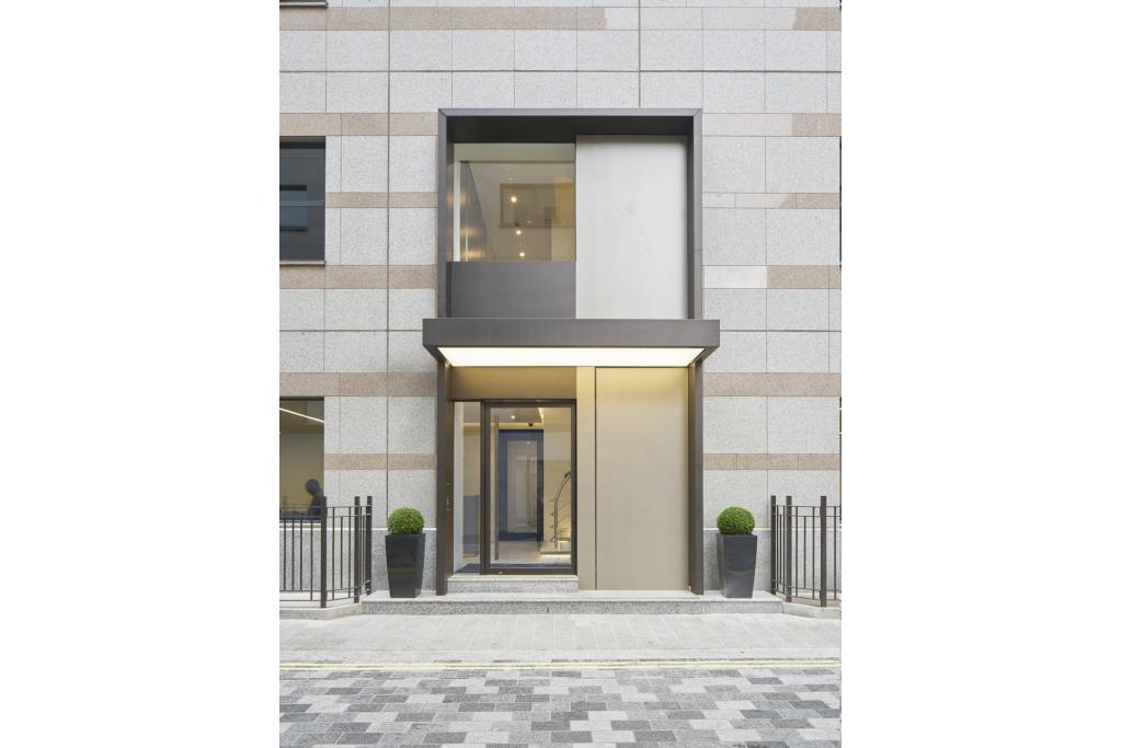 2 Babmaes St – Prime Office Space – 1,348 sq ft – £110 per sq ft