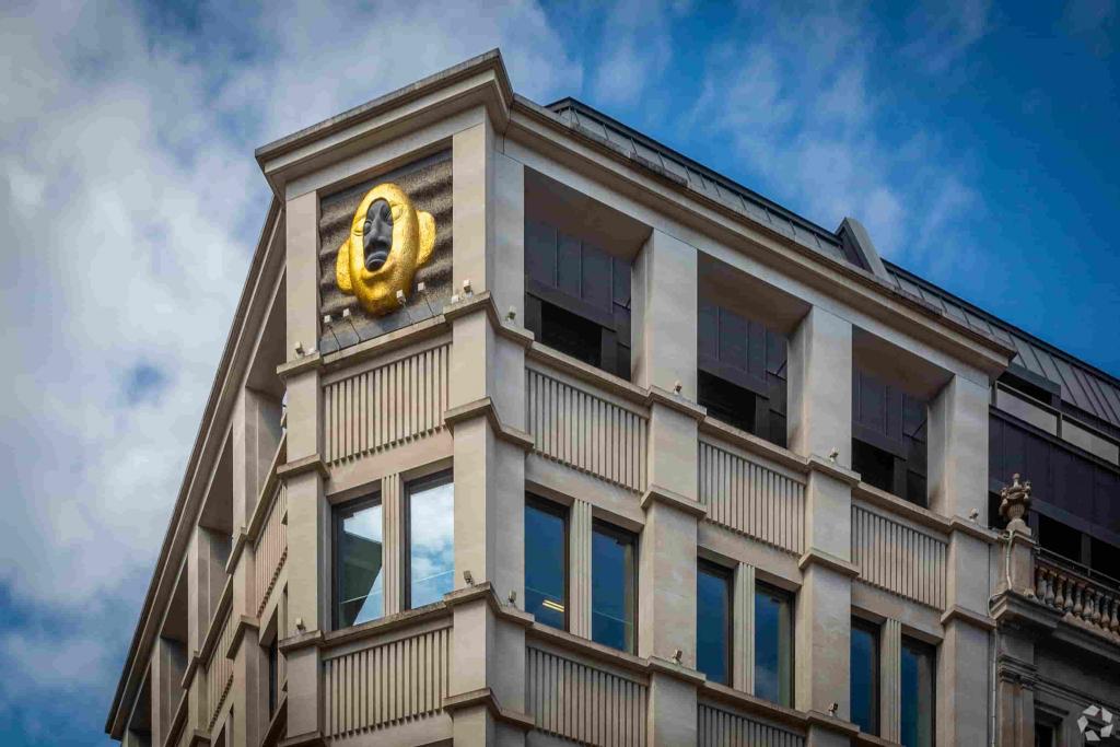 1 Eagle Pl – Office Space for Lease – 1,845 sq ft – £94 - £114 per sq ft