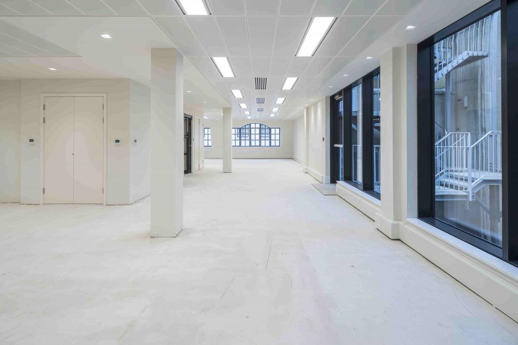 1 Babmaes St – James House – Office Space for Sale – 8,590 sq ft