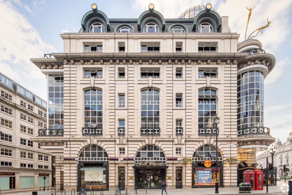 MOXY Piccadilly Circus – Hotel Investment Opportunity – 532 Rooms – 129,382 sq ft – London SW1Y