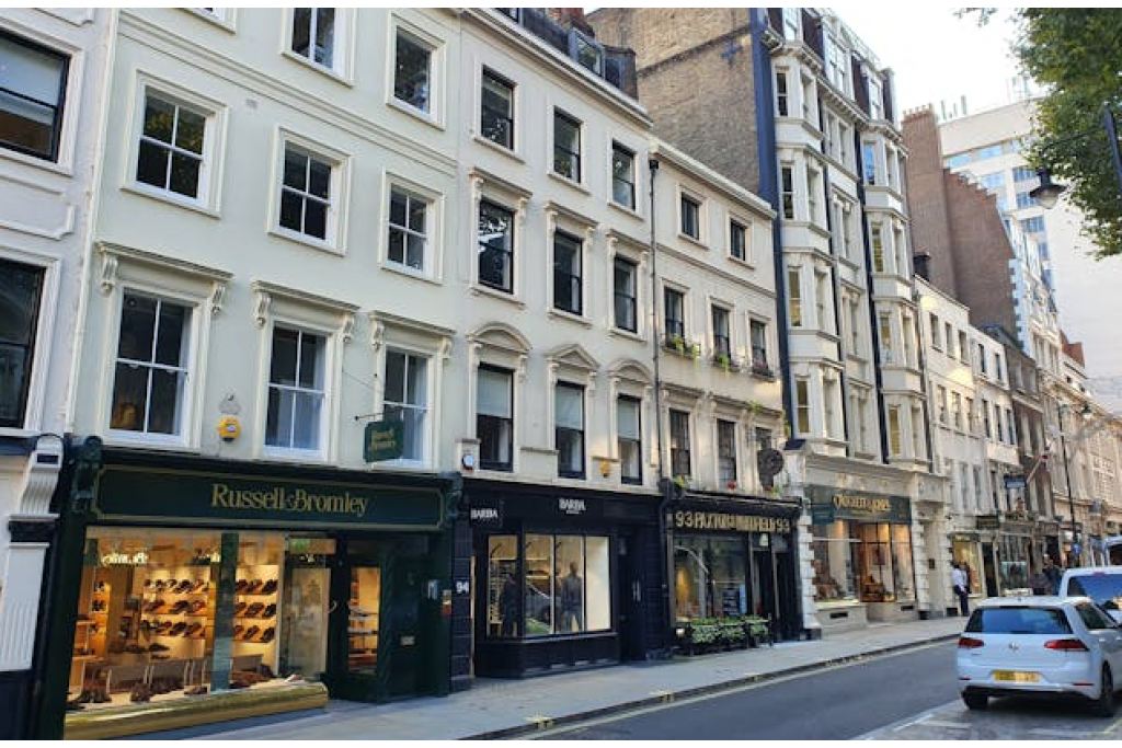 94 Jermyn St – Office Space for Lease – 3,795 sq ft – London SW1Y