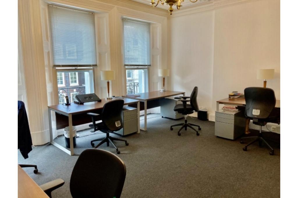 40-41 Pall Mall – Retail/Office Space for Lease – 13,000 sq ft – London SW1Y