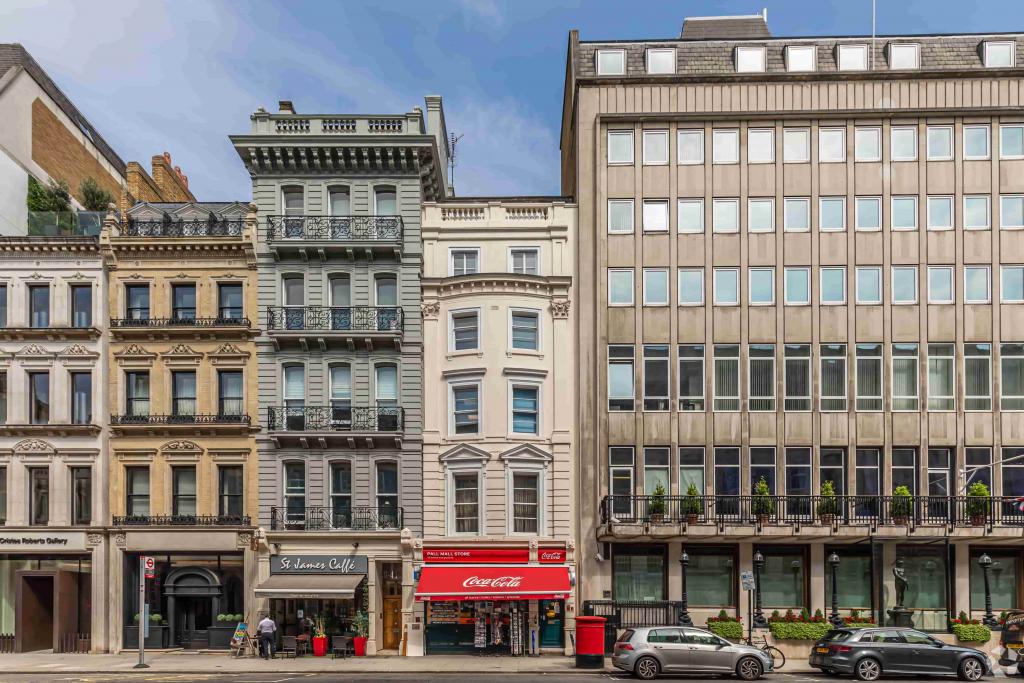 40-41 Pall Mall – Retail/Office Space for Lease – 13,000 sq ft – London SW1Y