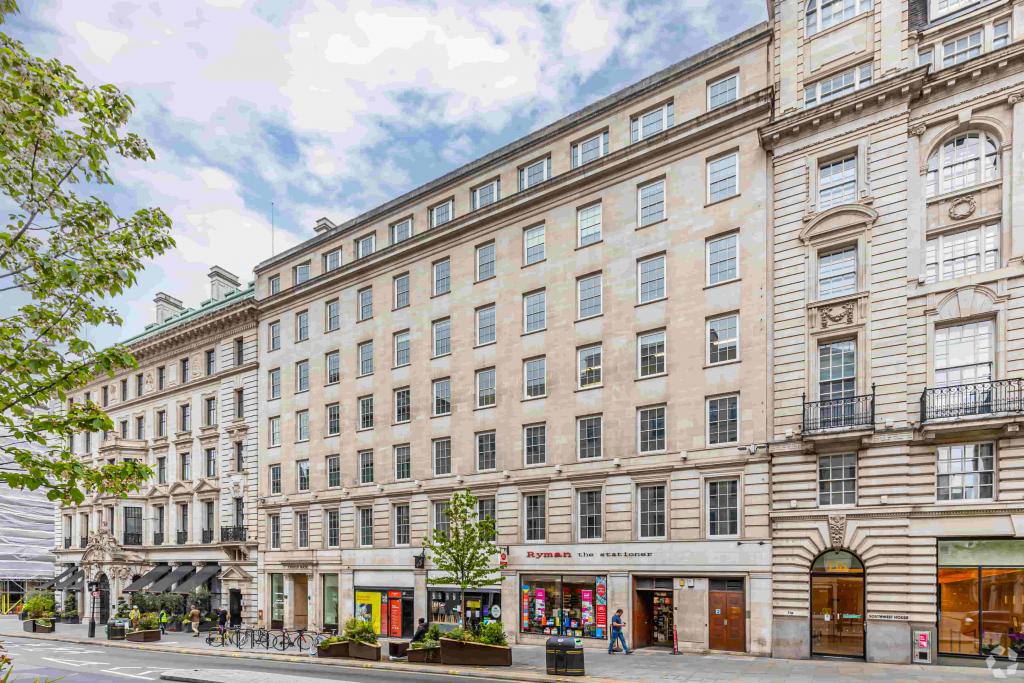 Regent Street – Office Space for Lease – 43,917 sq ft – London W1