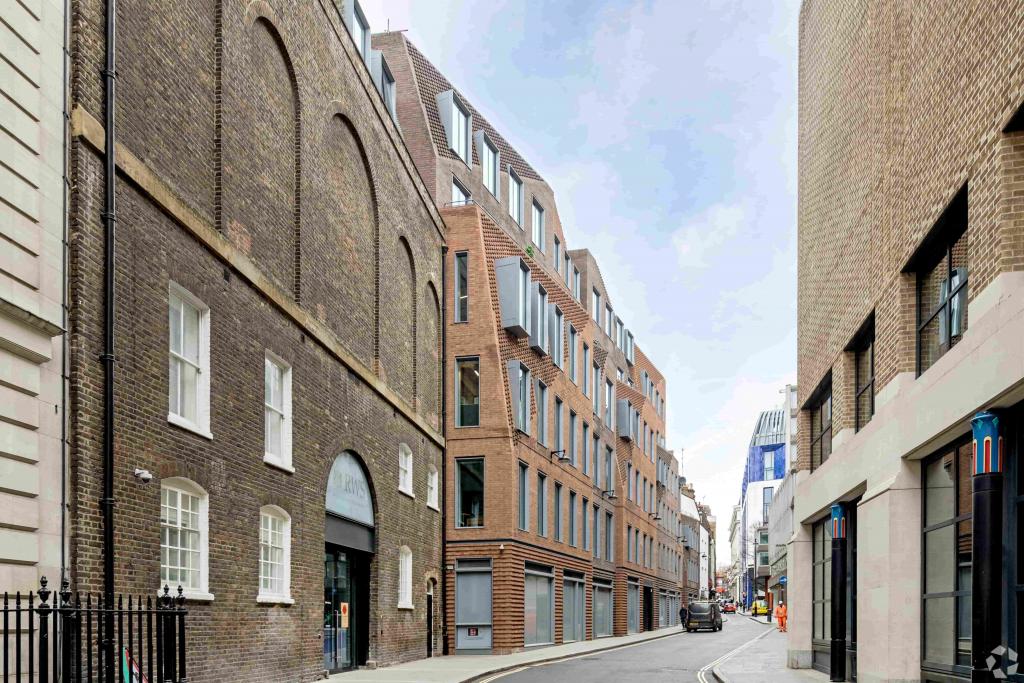 30 St. James’s Square – Office Space for Lease – 12,760 sq ft – St James’s, London SW1Y