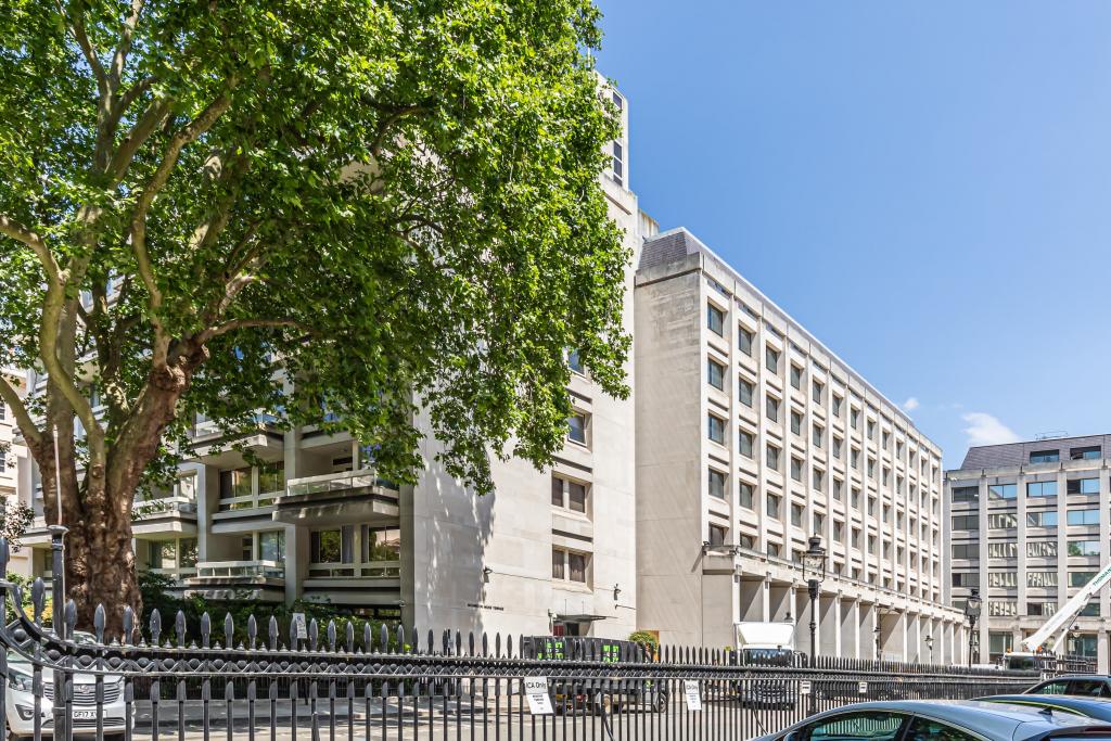 20 Carlton House Terrace – Office Space for Lease – 162,000 sq ft – St James's, London SW1Y