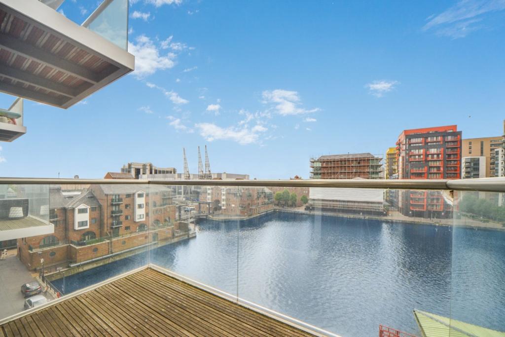 Baltimore Wharf – Canary Wharf – 1 Bedroom Apartment for Sale – London E14