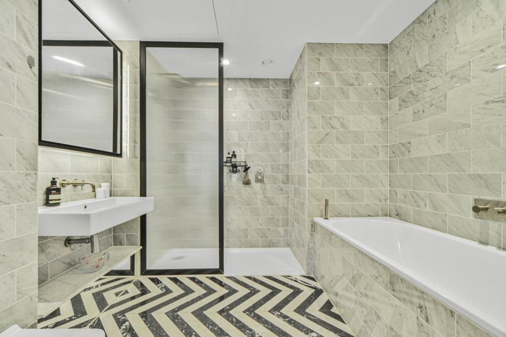 Bagshaw Building – Wardian – 2 Bedroom Apartment for Sale – Canary Wharf, London E14
