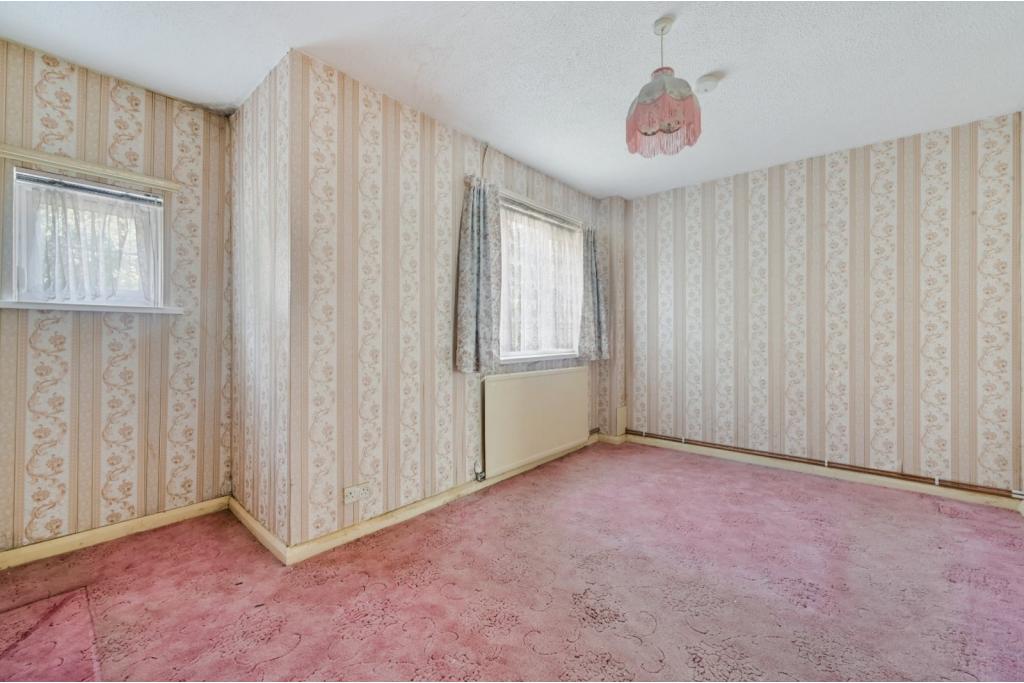 Orb Street – 2 Bedroom Maisonette for Sale – Elephant & Castle, London SE17