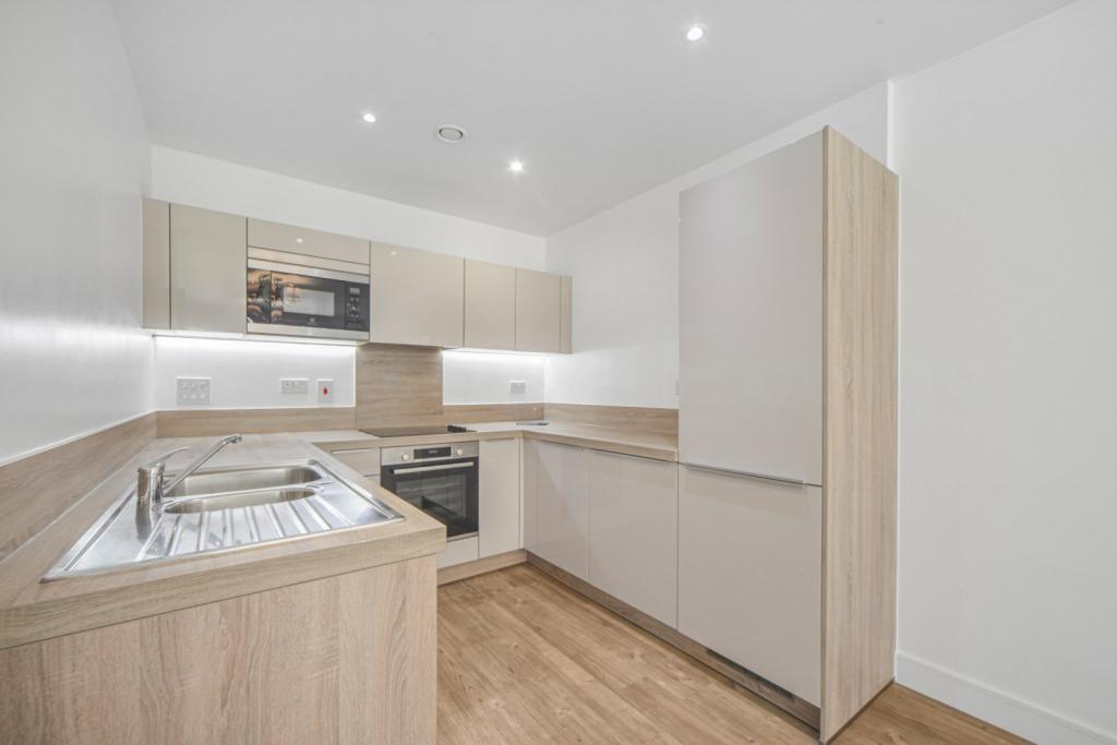 Greenland Place – 1 Bedroom Apartment for Sale – Surrey Quays, London SE8