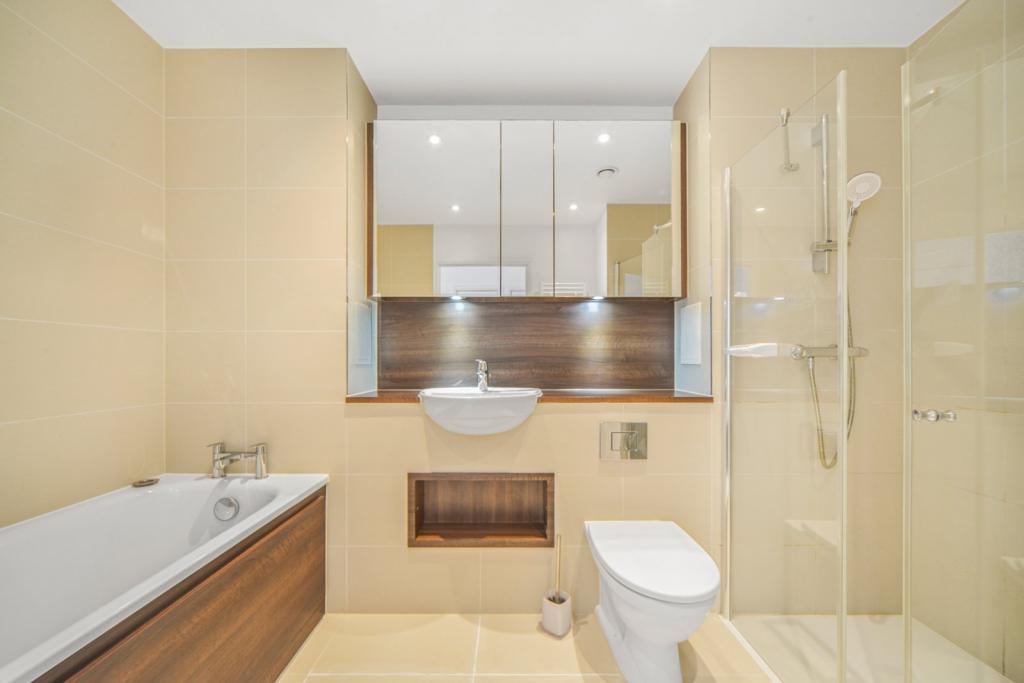 Greenland Place – 1 Bedroom Apartment for Sale – Surrey Quays, London SE8