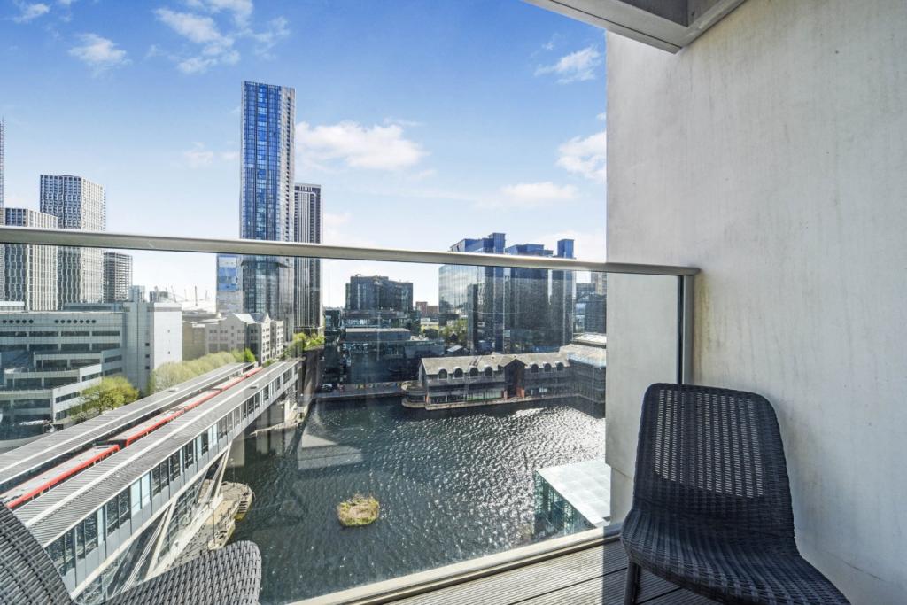 3 Pan Peninsula – 1 Bedroom Apartment for Sale – Canary Wharf, London E14