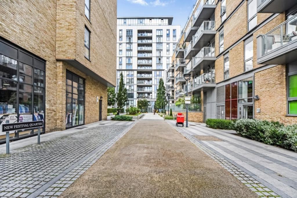 Kerensky House – 1 Bedroom Apartment for Sale – New Festival Quarter, Poplar, London E14