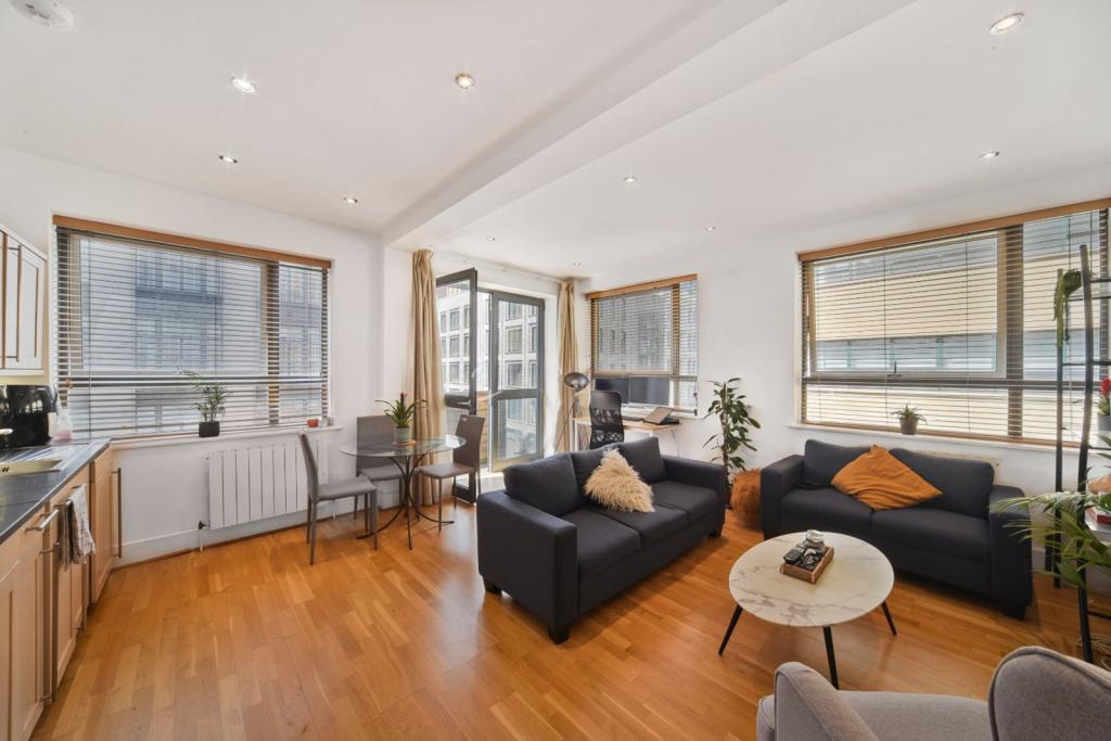 Prospero House – 1 Bedroom Apartment for Sale – Tower Hill, E1 Asking Price: £425,000