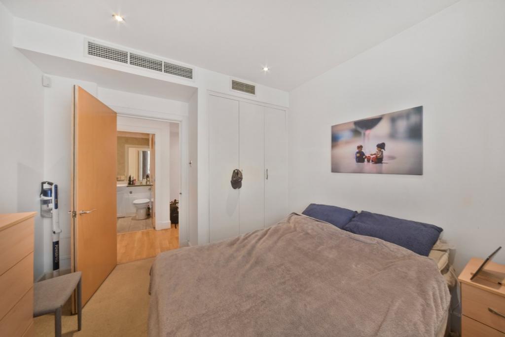 Prospero House – 1 Bedroom Apartment for Sale – Tower Hill, E1 Asking Price: £425,000