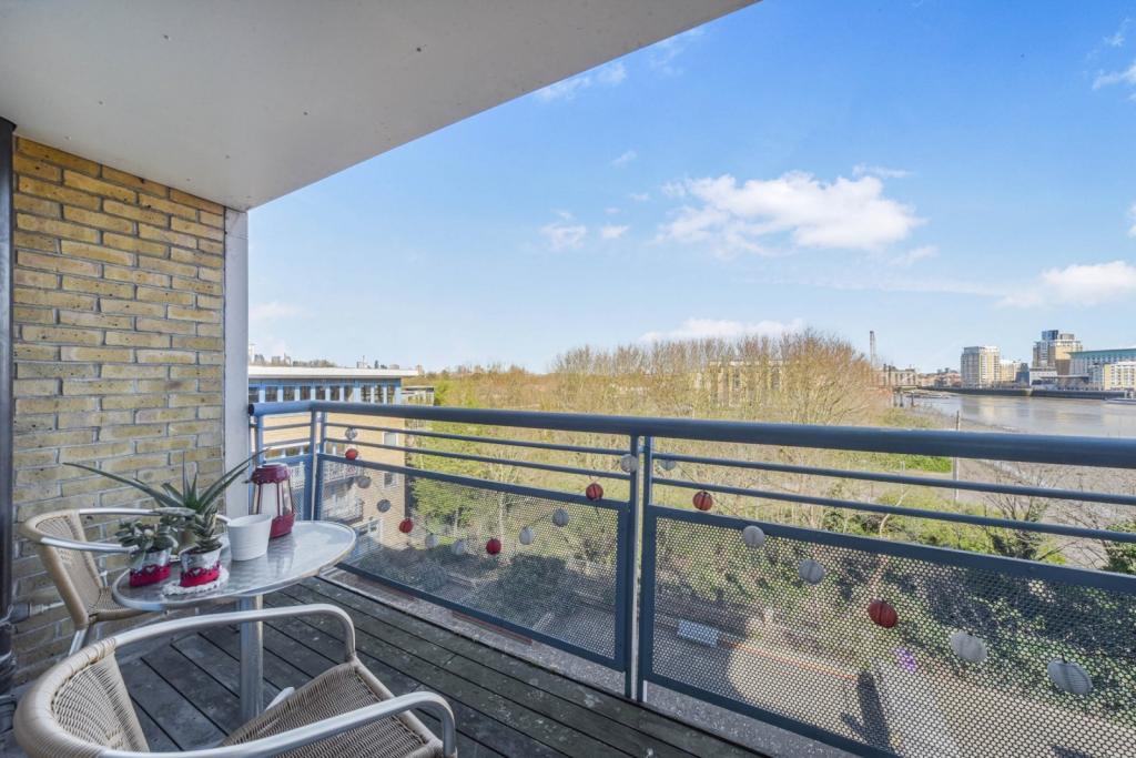 Two-Bedroom Apartment – Rotherhithe Street, Rotherhithe, SE16