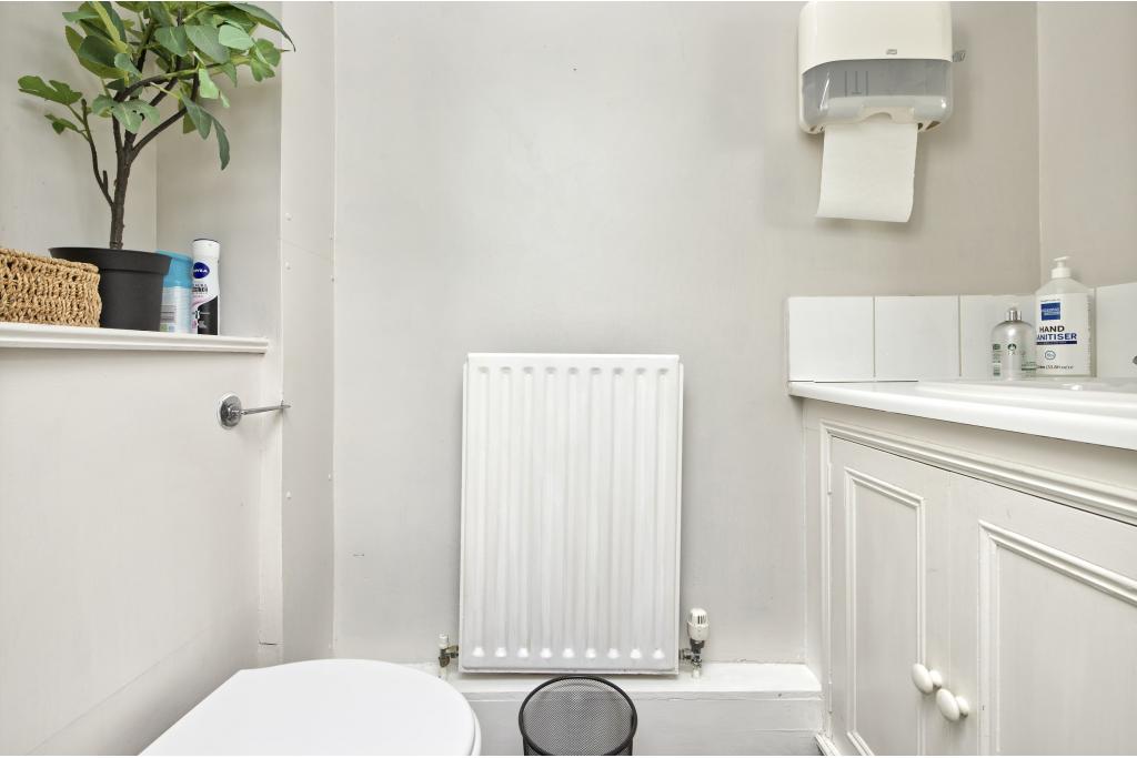 136-136B Lancaster Rd – Office Space – 563 sq ft – Notting Hill, London
