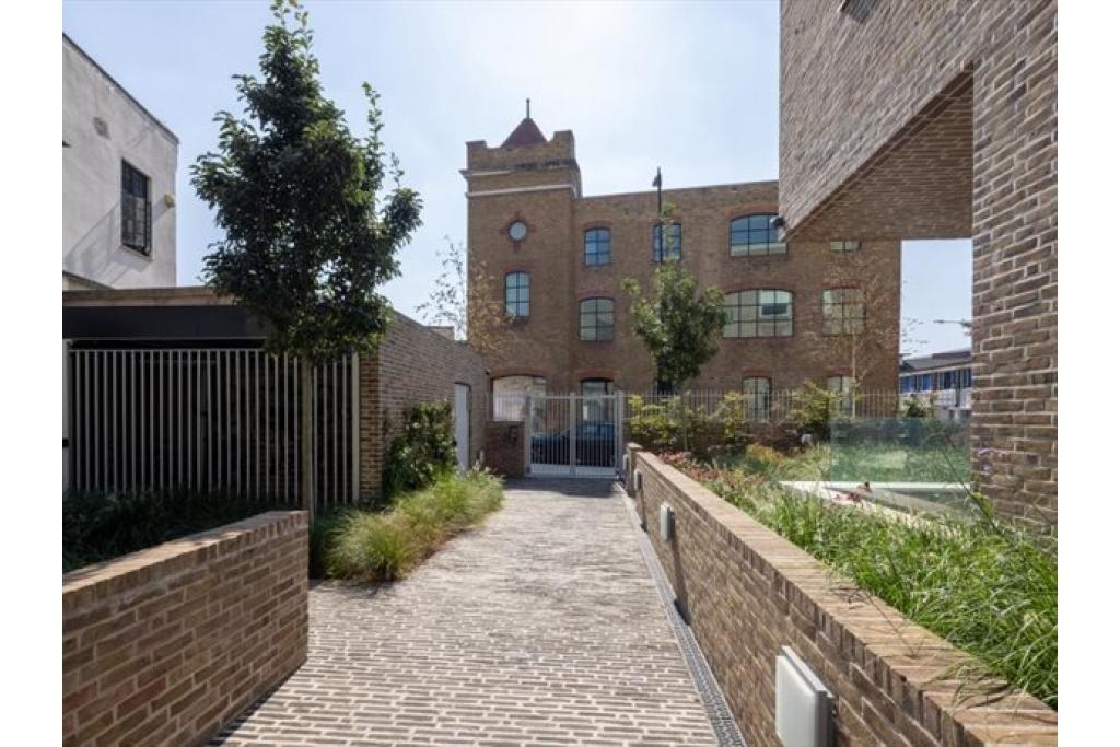 Nicholas Rd – The George Building – Office Space for Lease – 29,300 sq ft – Shepherd’s Bush, London