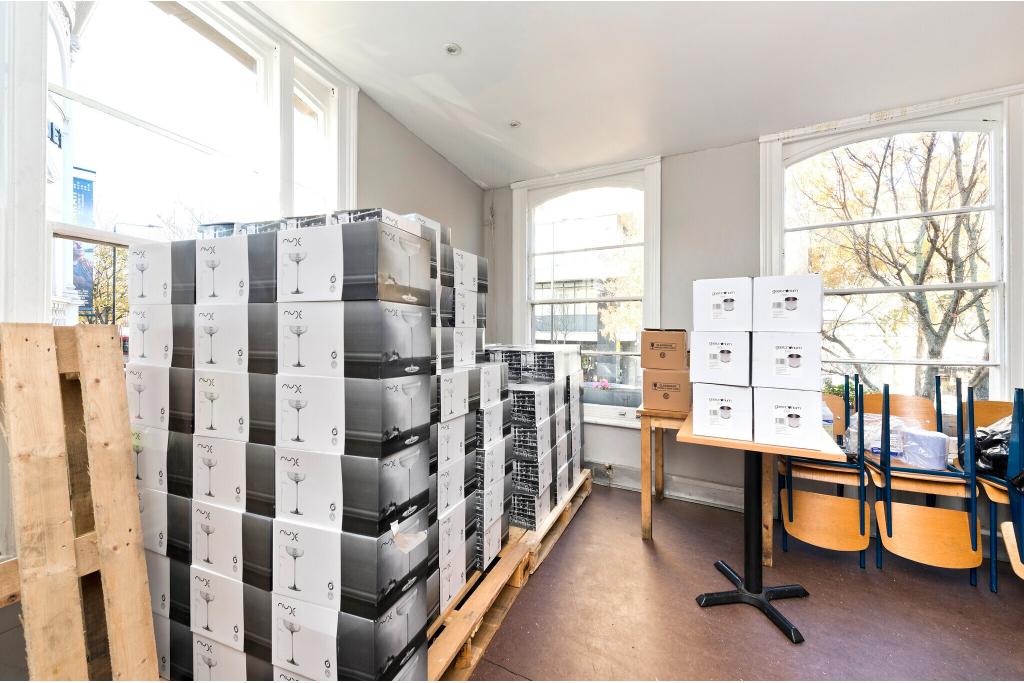 101 Notting Hill Gate – Restaurant Property for Lease – Notting Hill, London