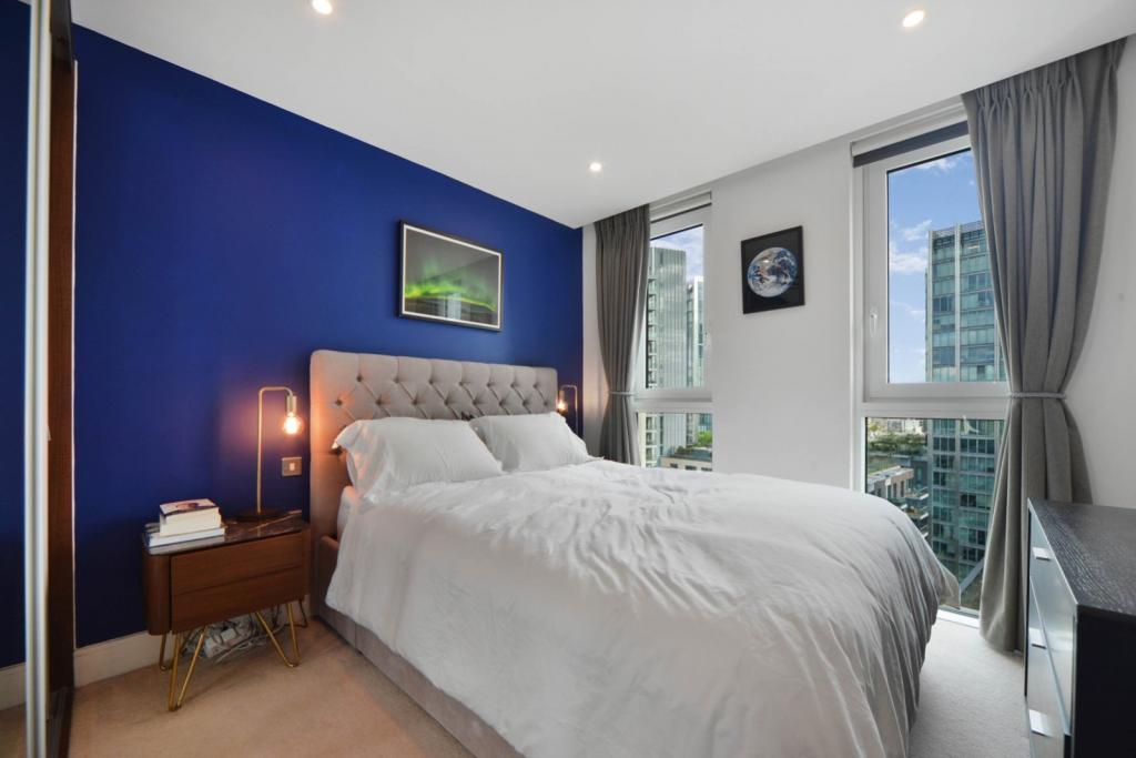 Altitude Point – 3 Bedroom Apartment for Sale – Aldgate, London E1