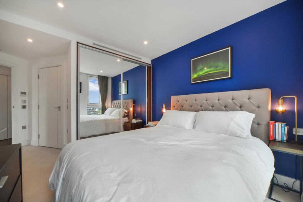 Altitude Point – 3 Bedroom Apartment for Sale – Aldgate, London E1