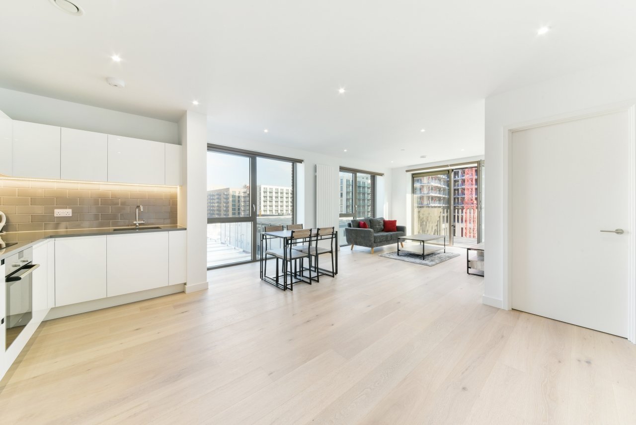 1 Bedroom Apartment for Sale – Shipwright Street, Docklands, London, E16