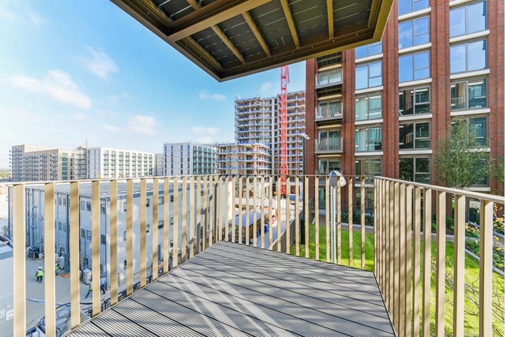 1 Bedroom Apartment for Sale – Shipwright Street, Docklands, London, E16