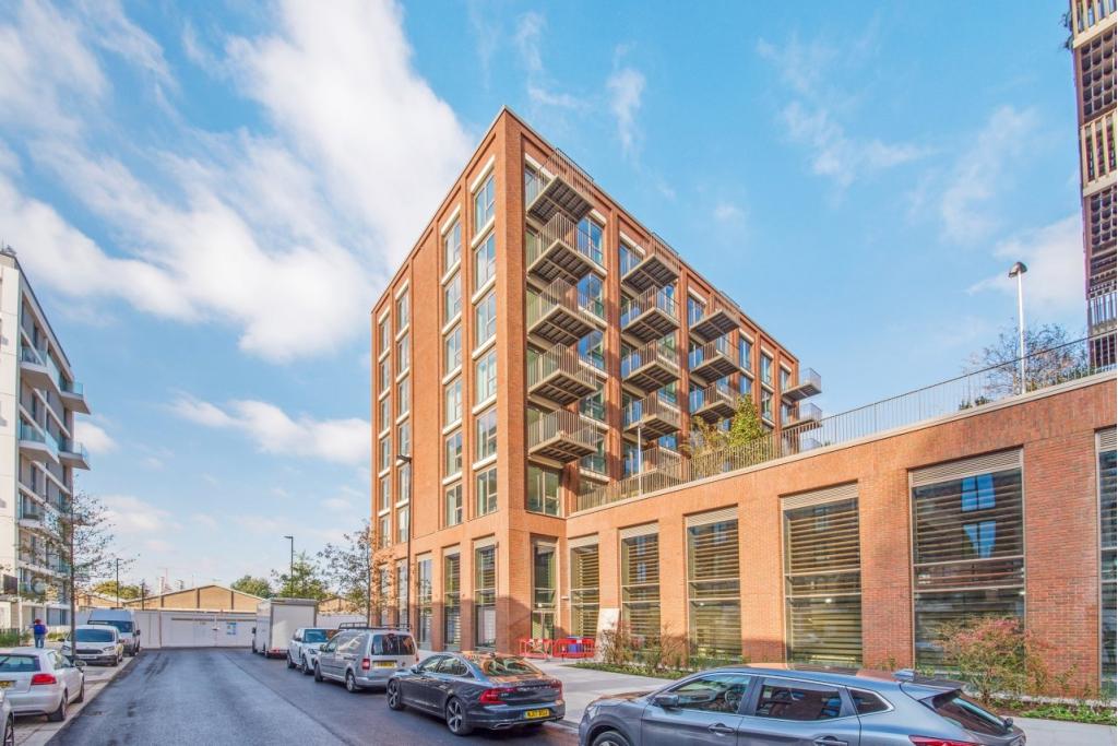 1 Bedroom Apartment for Sale – Shipwright Street, Docklands, London, E16