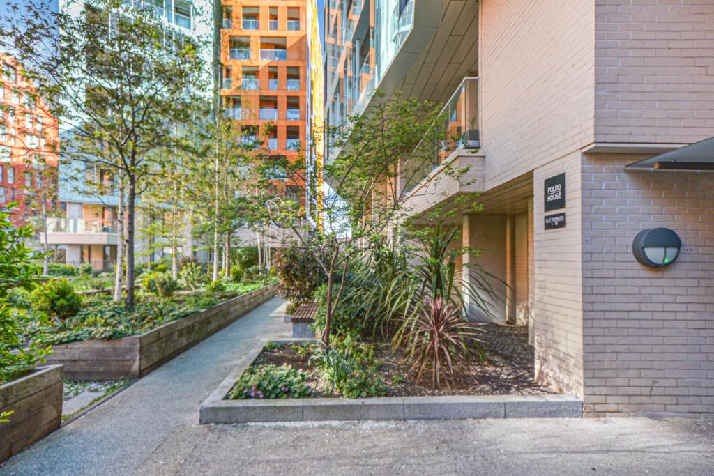 1 Bedroom Apartment for Sale – Cable Walk, Greenwich, London, SE10