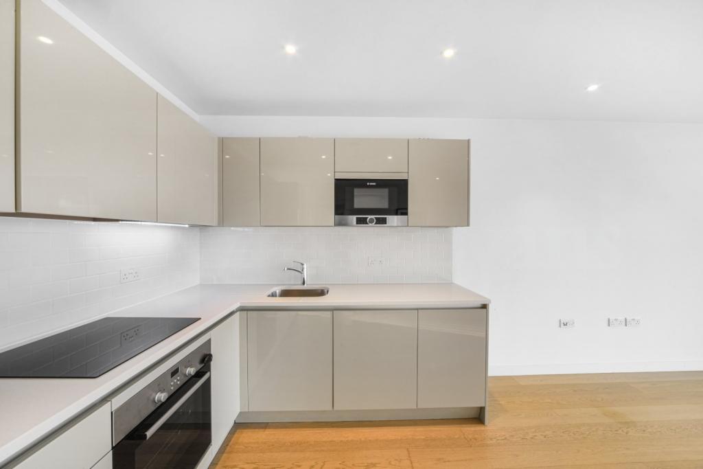 Sayer St, Elephant Park – 2 Bedroom Apartment – £705,000 – Elephant & Castle, London SE17