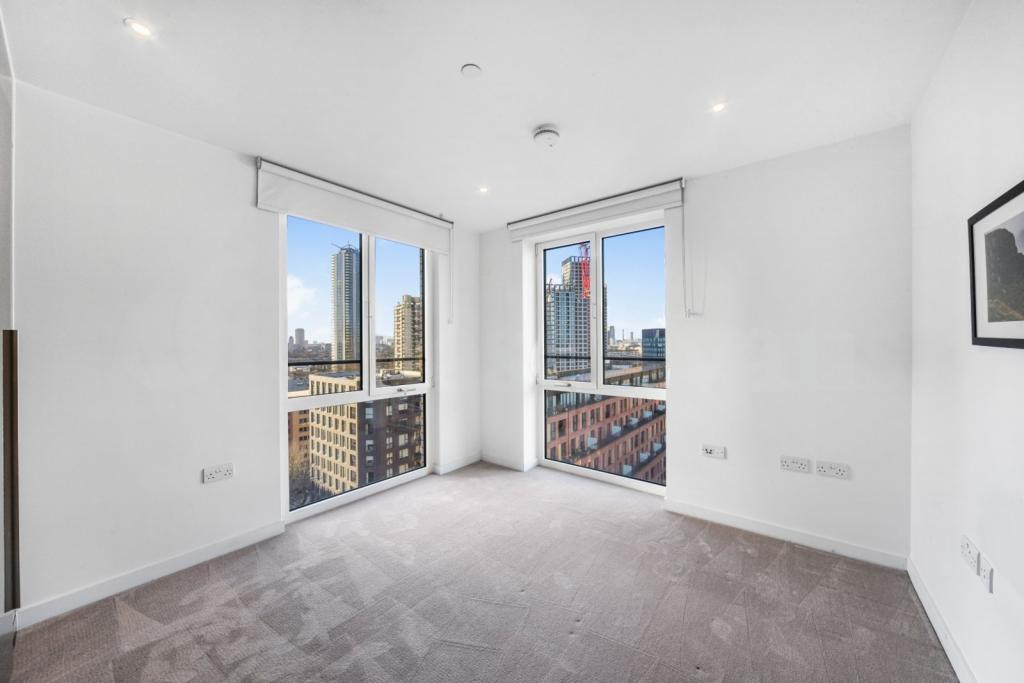 Sayer St, Elephant Park – 2 Bedroom Apartment – £705,000 – Elephant & Castle, London SE17