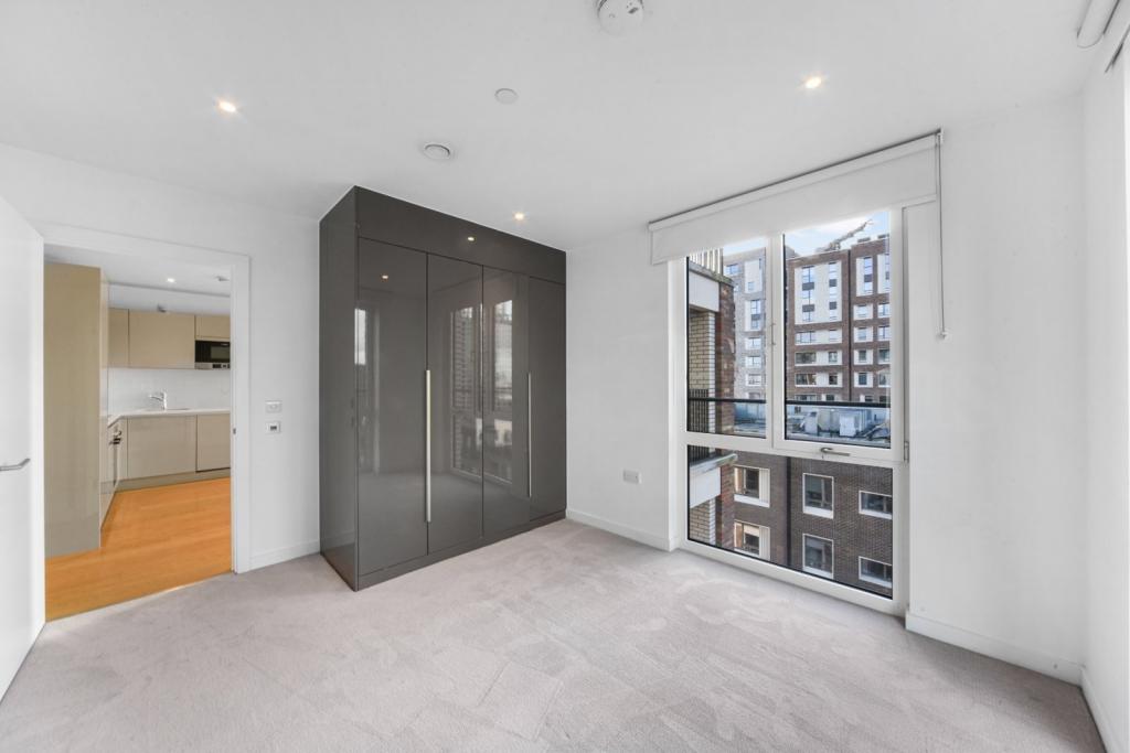 Sayer St, Elephant Park – 2 Bedroom Apartment – £705,000 – Elephant & Castle, London SE17