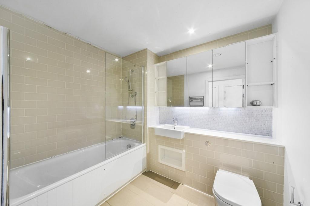 Sayer St, Elephant Park – 2 Bedroom Apartment – £705,000 – Elephant & Castle, London SE17