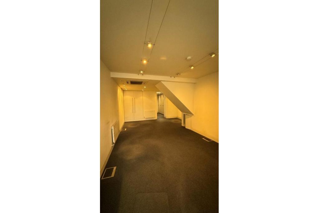 66 Princedale Road – Office Space for Lease – 450 sq ft – Notting Hill, London W11