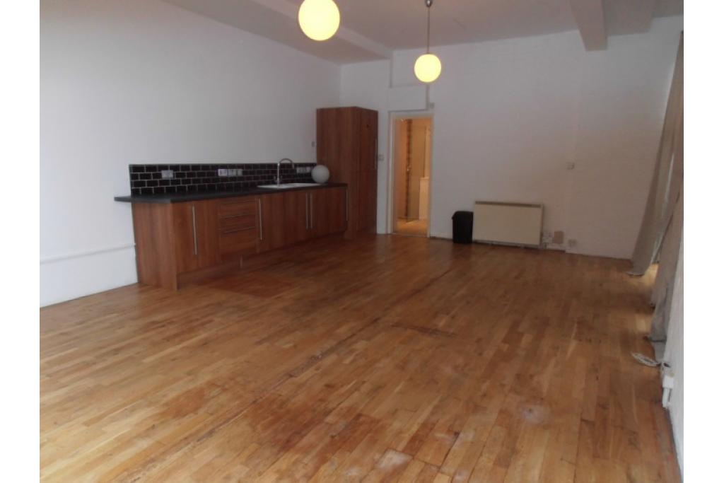 225-227 Walmer Road – Office Unit for Sale / To Let – 5,866 sq ft – Notting Hill, London W11