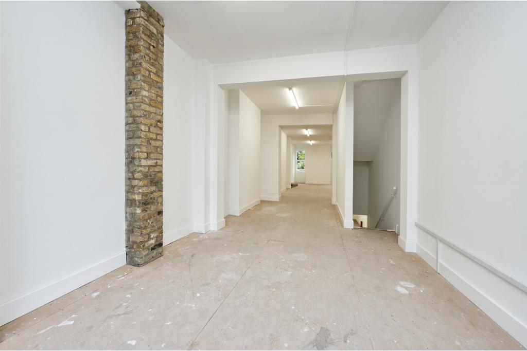 300 Westbourne Grove – Retail/Residential Unit for Lease – 1,762 sq ft – Notting Hill, London W11