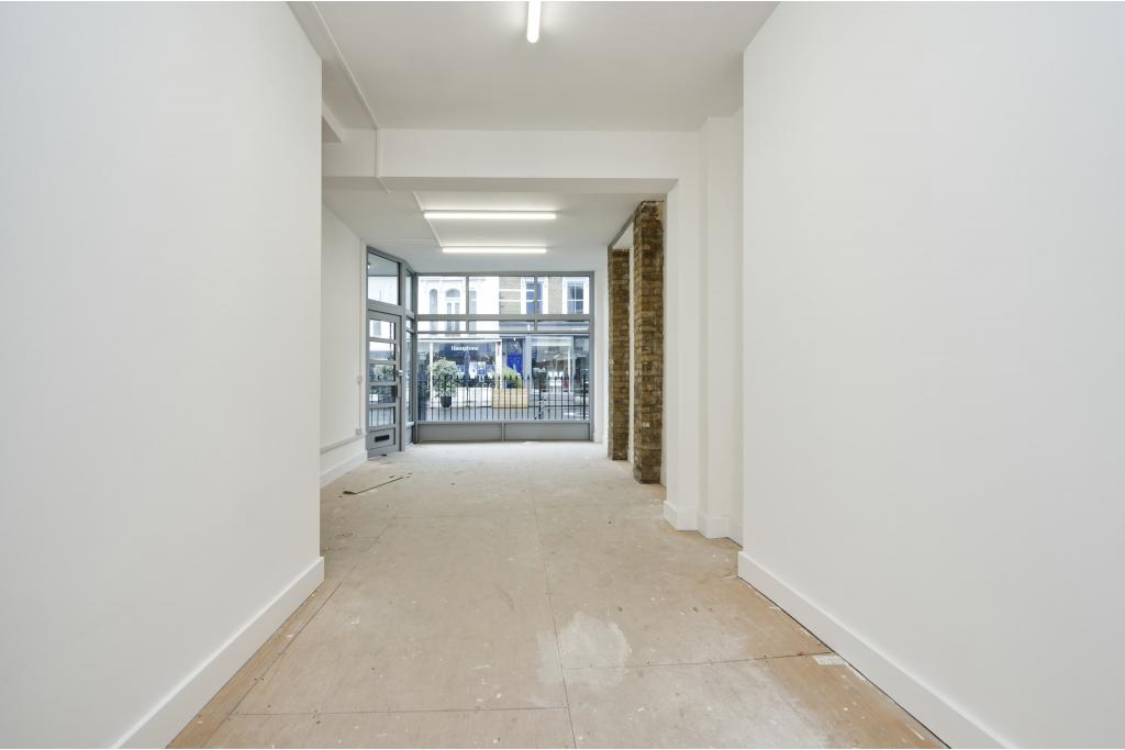 300 Westbourne Grove – Retail/Residential Unit for Lease – 1,762 sq ft – Notting Hill, London W11