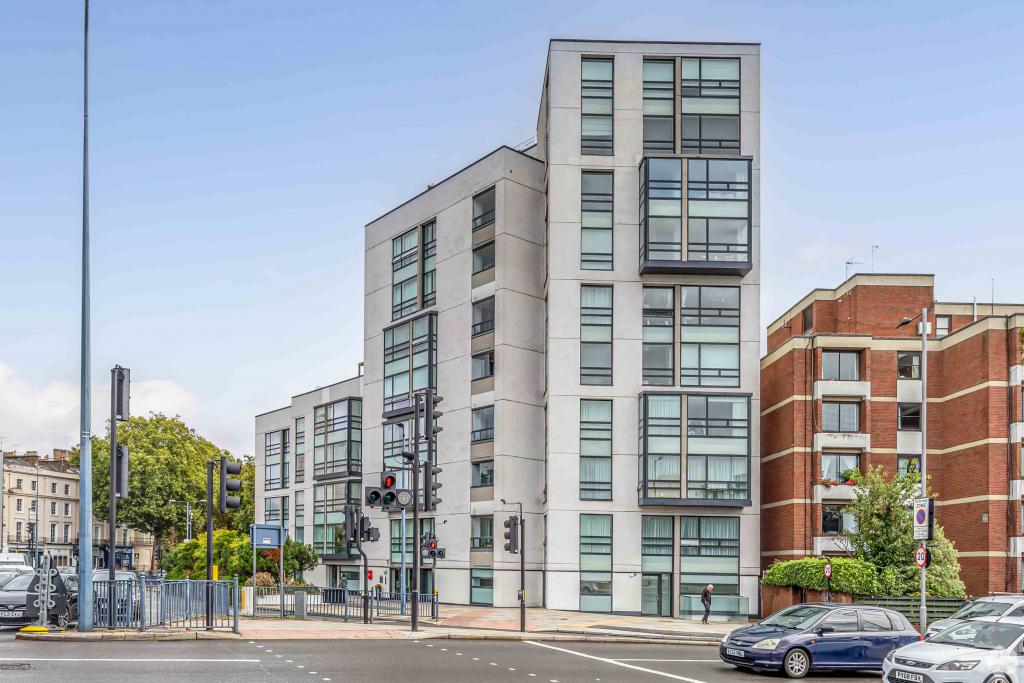 205-219 Holland Park Avenue – Office Units for Lease – 23,725 sq ft – Shepherd’s Bush, London W11