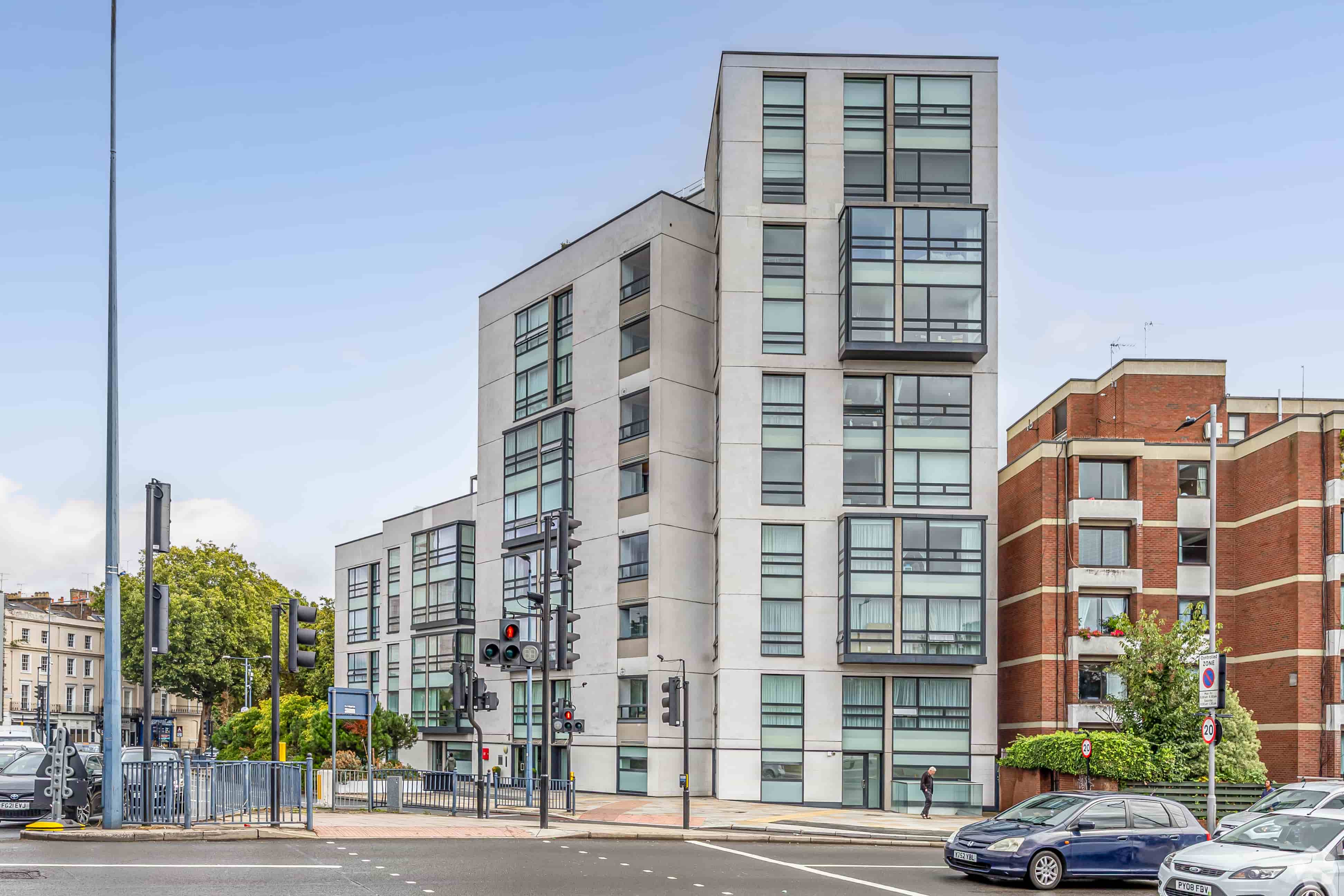 205-219 Holland Park Avenue – Office Units for Lease – 23,725 sq ft – Shepherd’s Bush, London W11