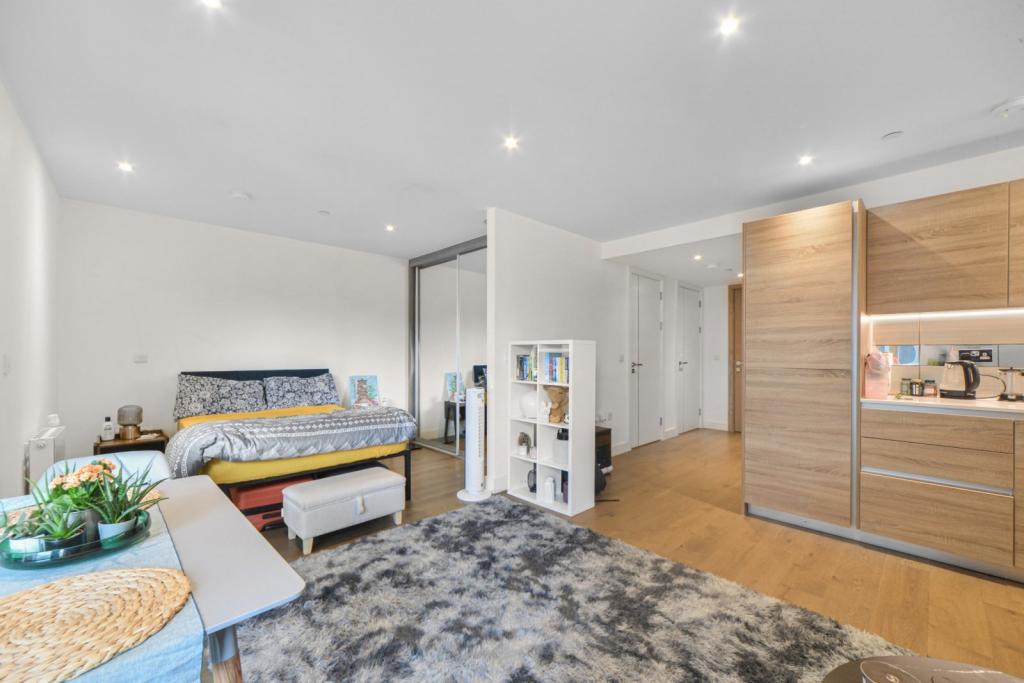 Studio Apartment for Sale – Offers in Excess of £300,000 – Biring House, Royal Arsenal Riverside,