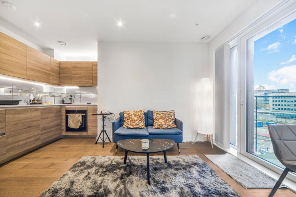 Studio Apartment for Sale – Offers in Excess of £300,000 – Biring House, Royal Arsenal Riverside,