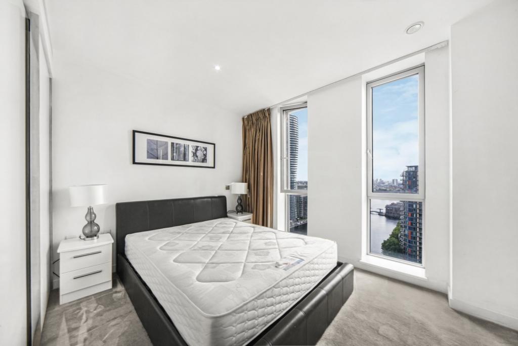 1 Bedroom Apartment for Sale – £405,000 – Pan Peninsula Square, Canary Wharf, London, E14