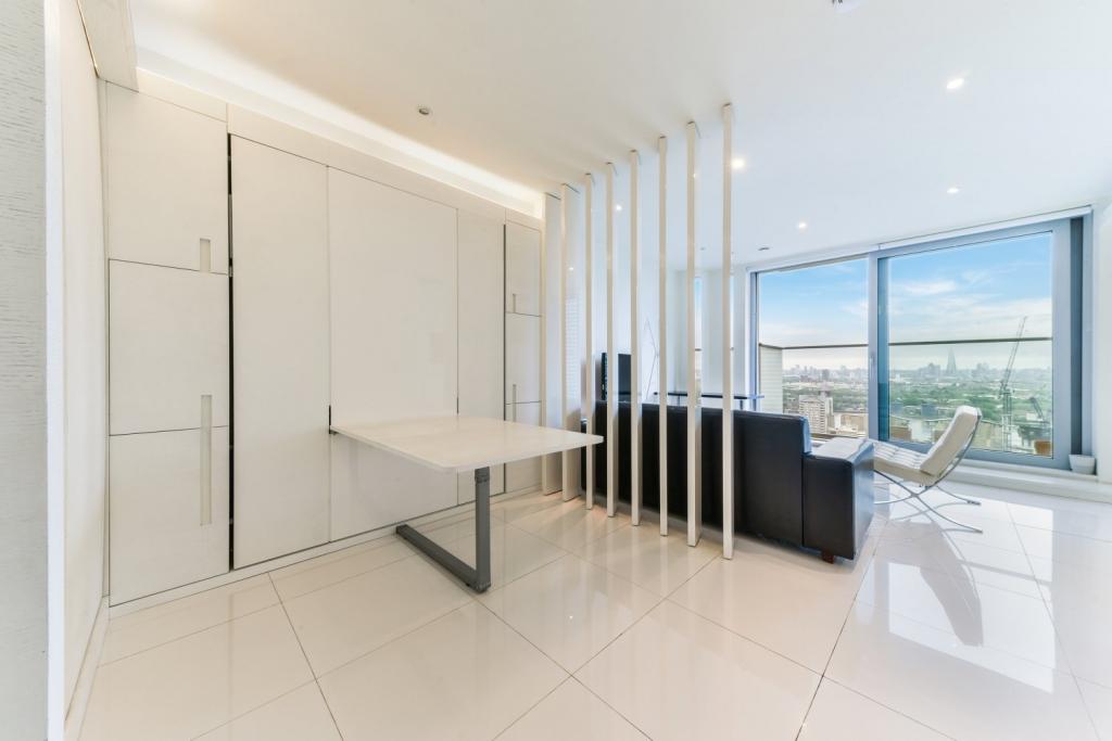 Studio Apartment for Sale – £320,000 – West Tower, Pan Peninsula, Canary Wharf, London, E14