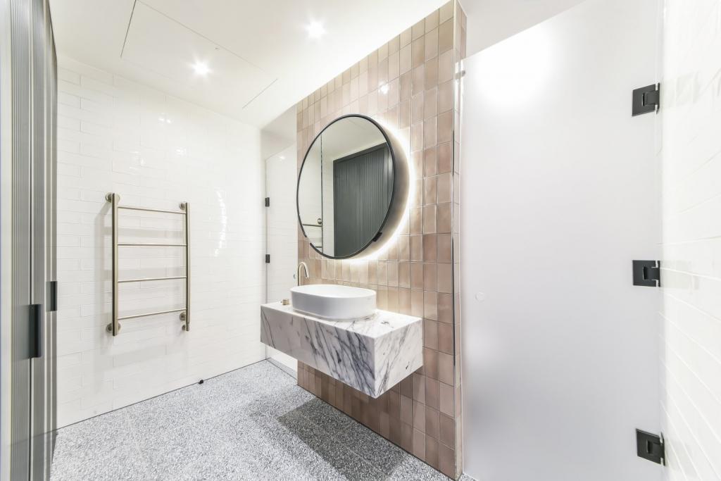 Two Bedroom Apartment for Sale – £1,100,000 – Viaduct Gardens, Nine Elms, London, SW11